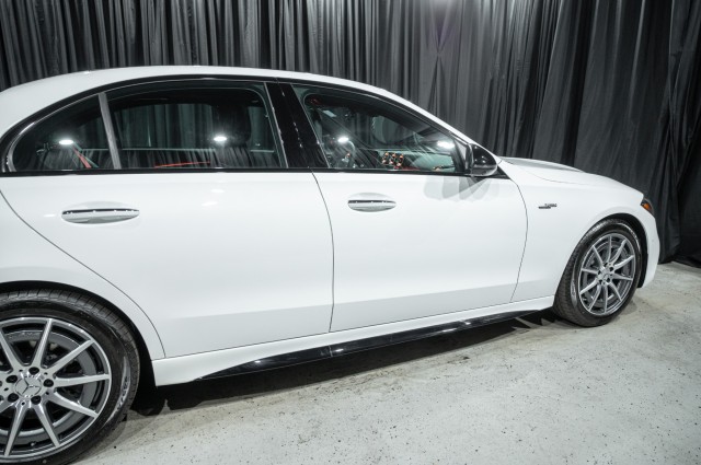 Vehicle image 2 of 25