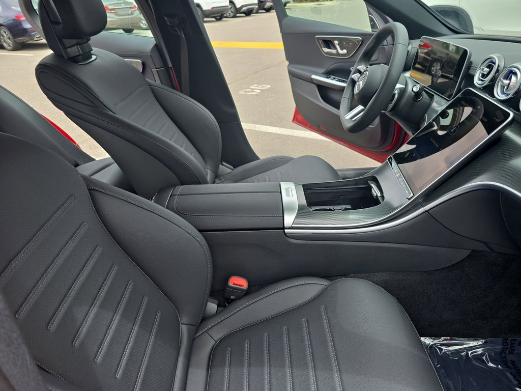 Vehicle image 10 of 37