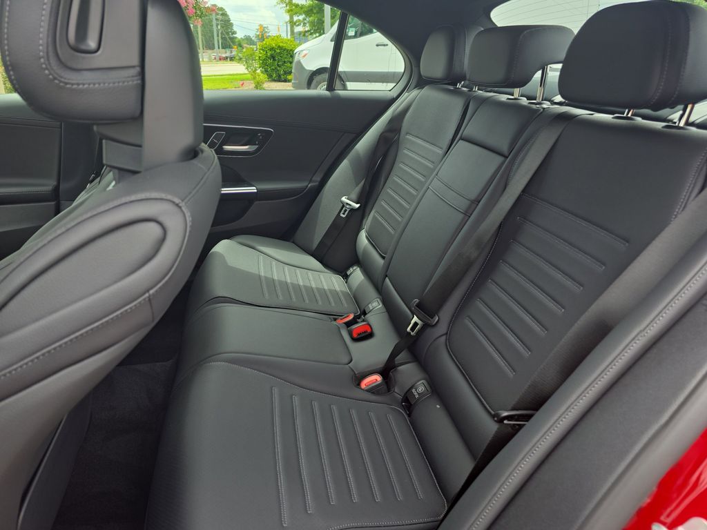 Vehicle image 14 of 37