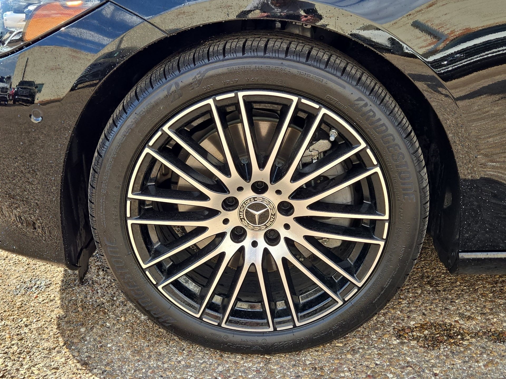 2025 Mercedes-Benz C-Class 300 Image 11 of 22