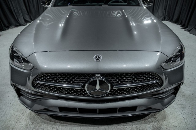 Vehicle image 5 of 23