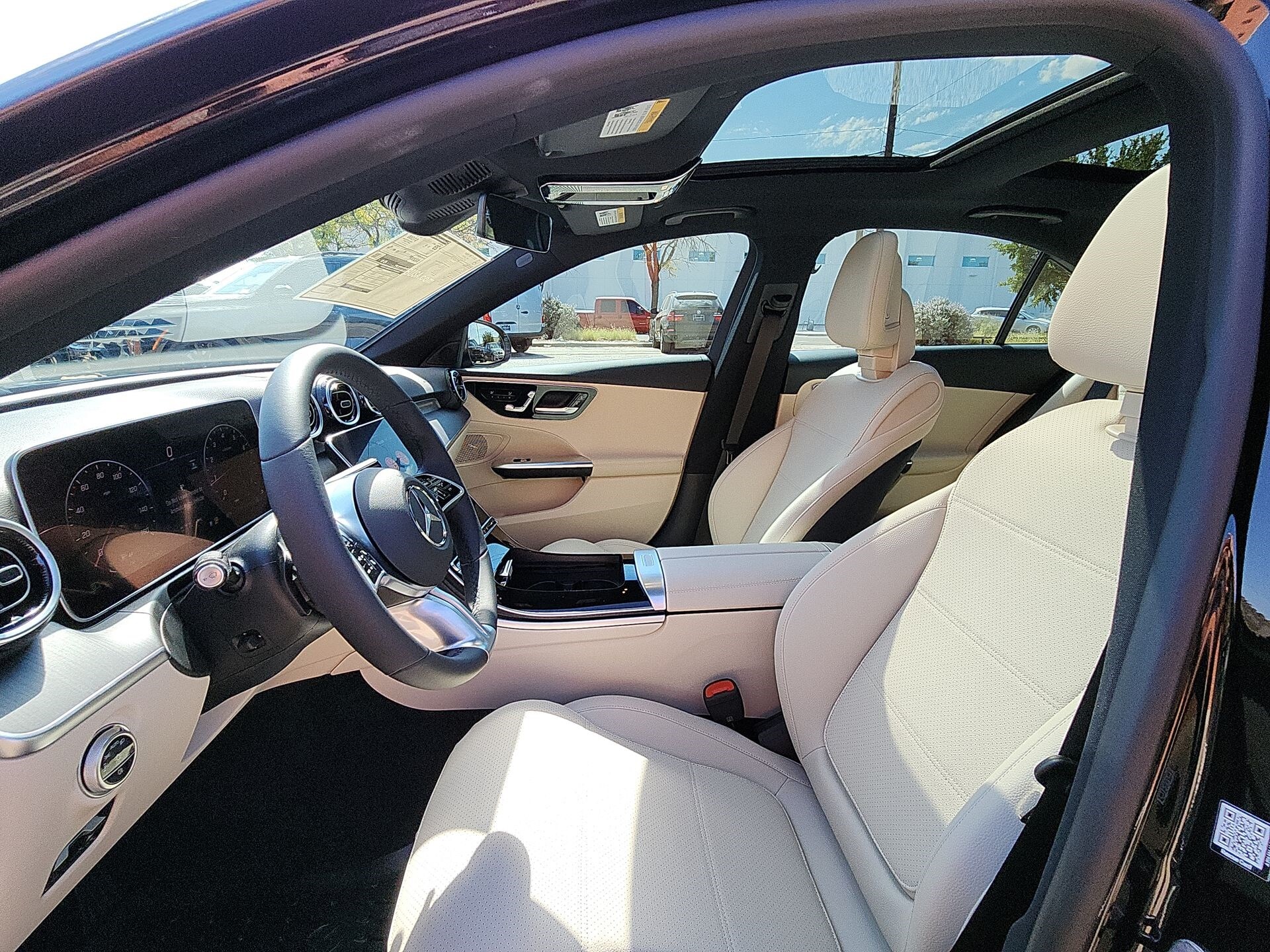 2025 Mercedes-Benz C-Class 300 Image 13 of 22