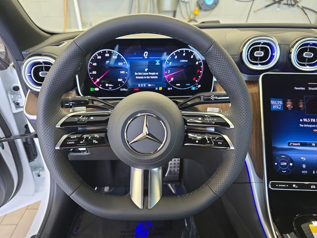 Vehicle image 19 of 38