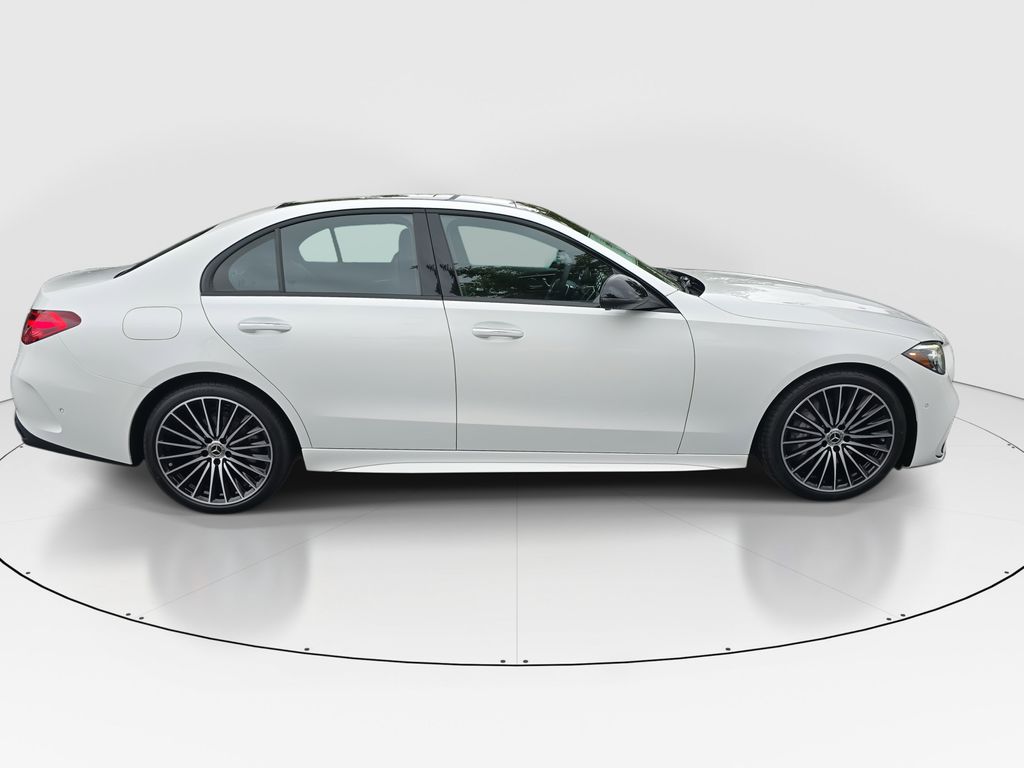 Vehicle image 4 of 38
