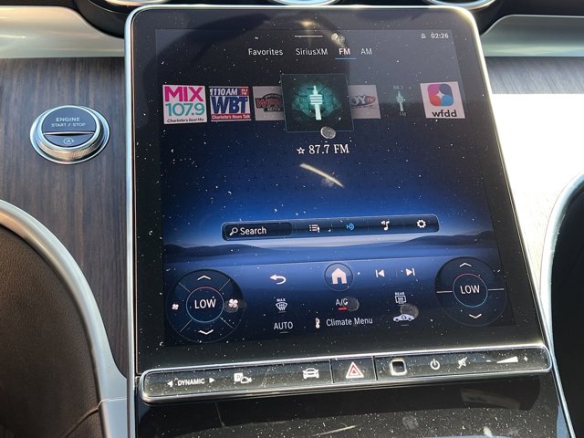 Vehicle image 26 of 37