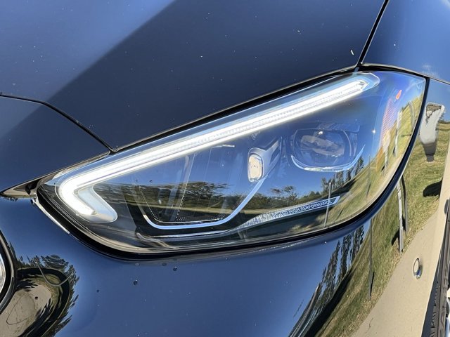 Vehicle image 10 of 37