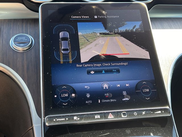 Vehicle image 27 of 37