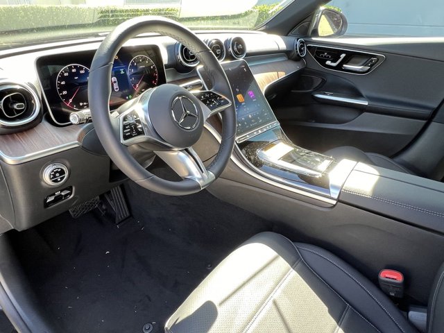 Vehicle image 15 of 37