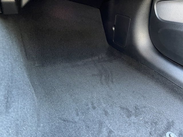 Vehicle image 16 of 37