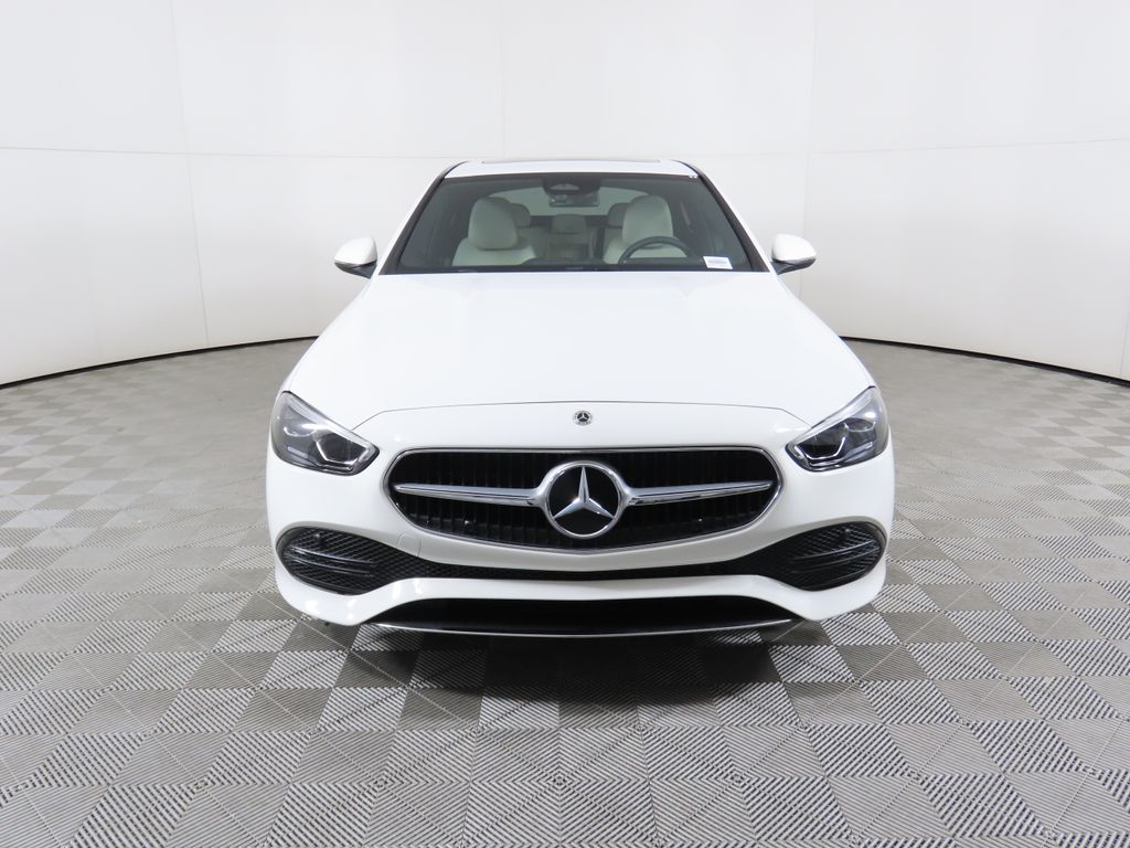 Vehicle image 4 of 33