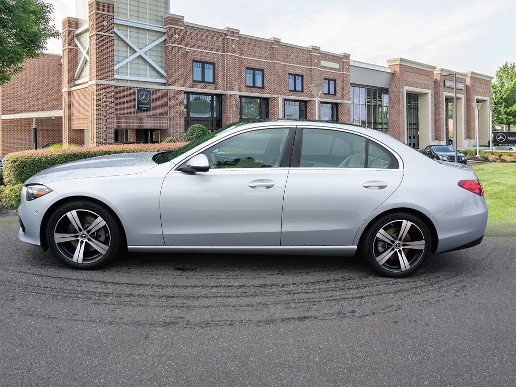 Vehicle image 5 of 67
