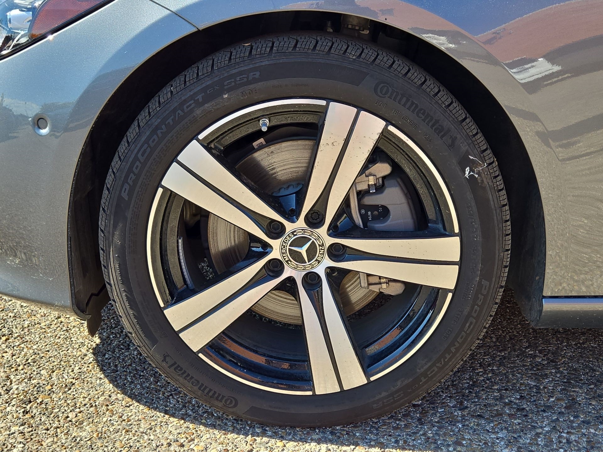 2025 Mercedes-Benz C-Class 300 Image 11 of 22