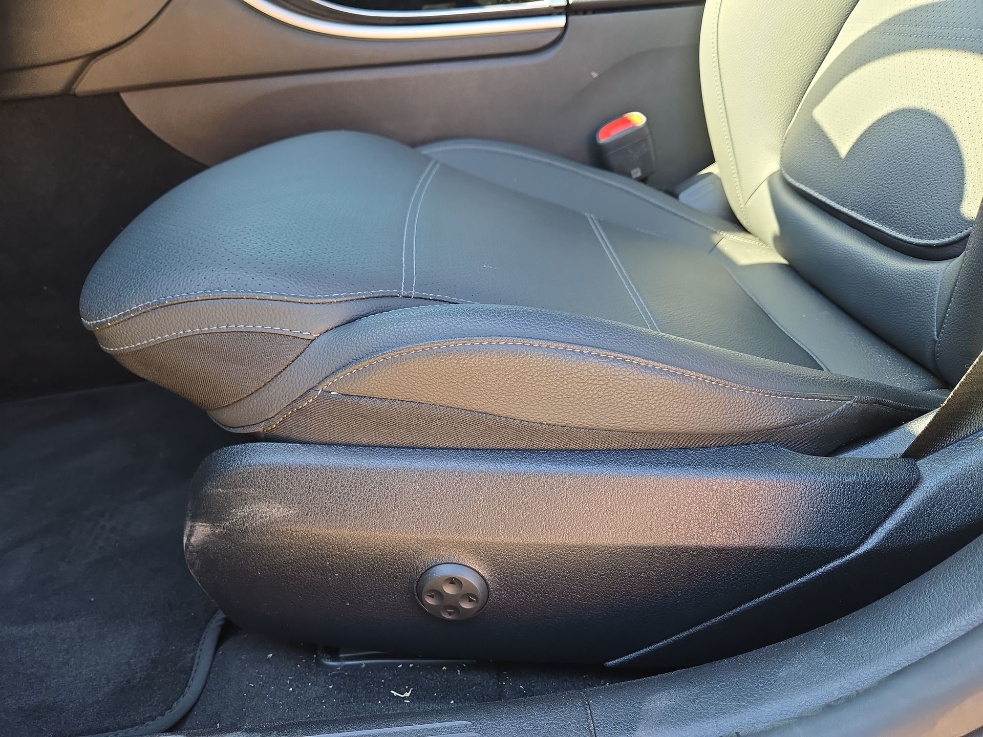 2025 Mercedes-Benz C-Class 300 Image 22 of 22