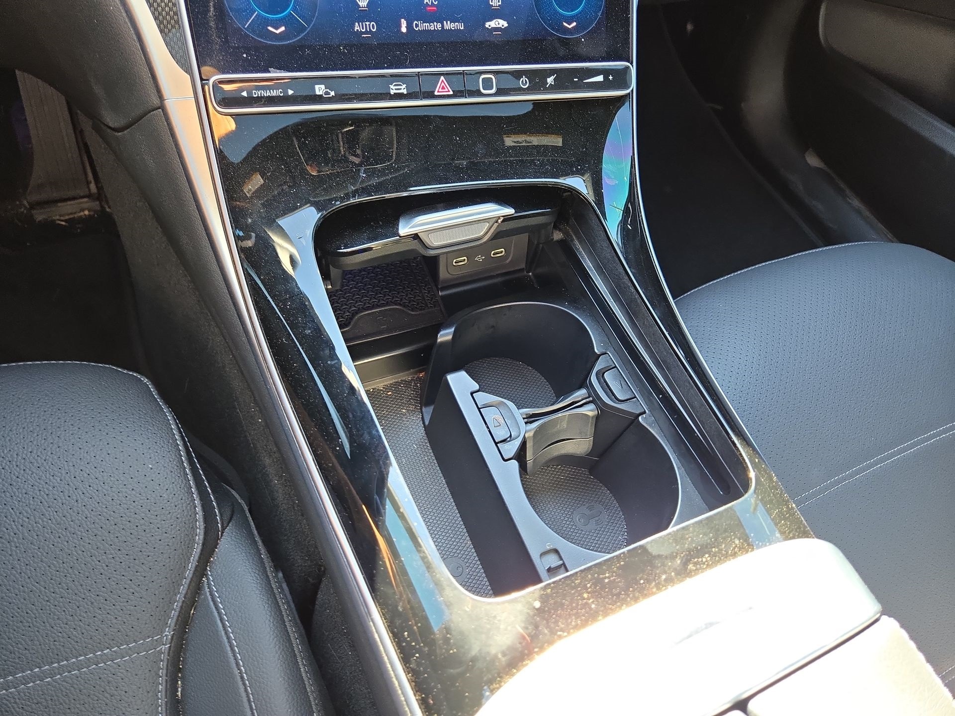 2025 Mercedes-Benz C-Class 300 Image 18 of 22