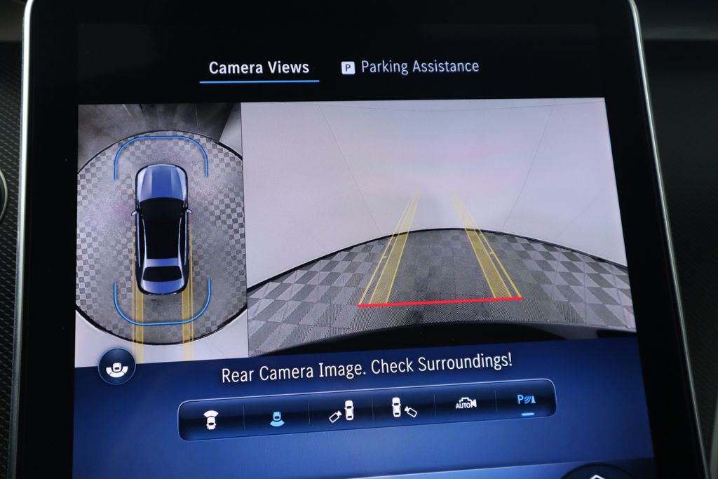 Vehicle image 17 of 34