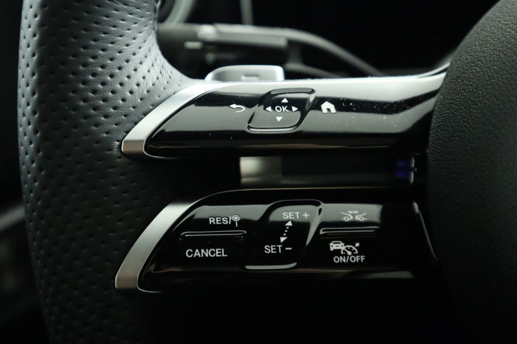 Vehicle image 12 of 34