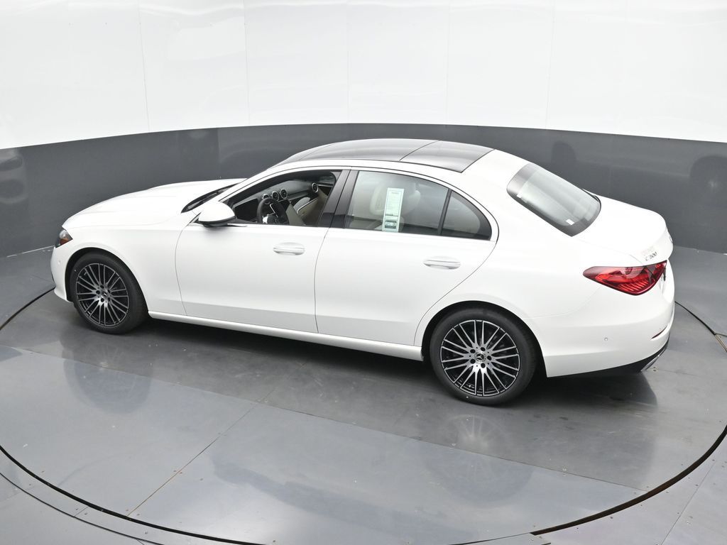 Vehicle image 19 of 49