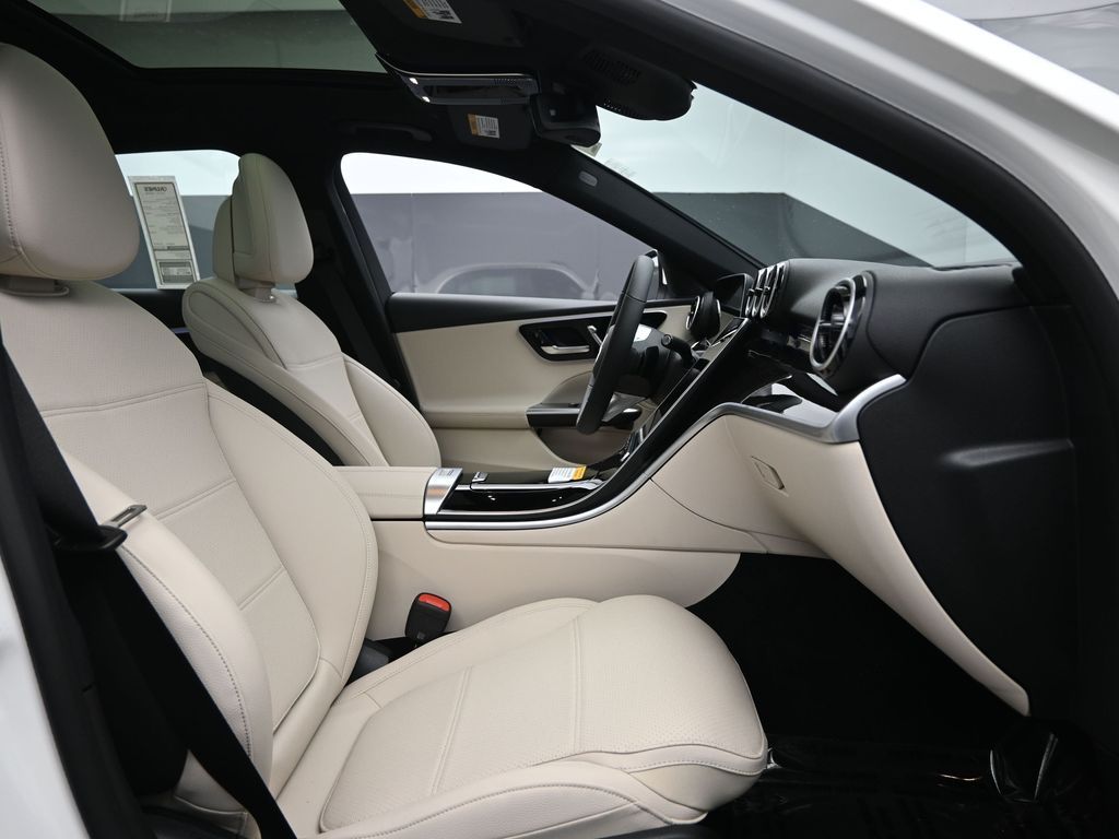 Vehicle image 48 of 49