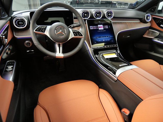 2025 Mercedes-Benz C-Class 300 Image 10 of 13