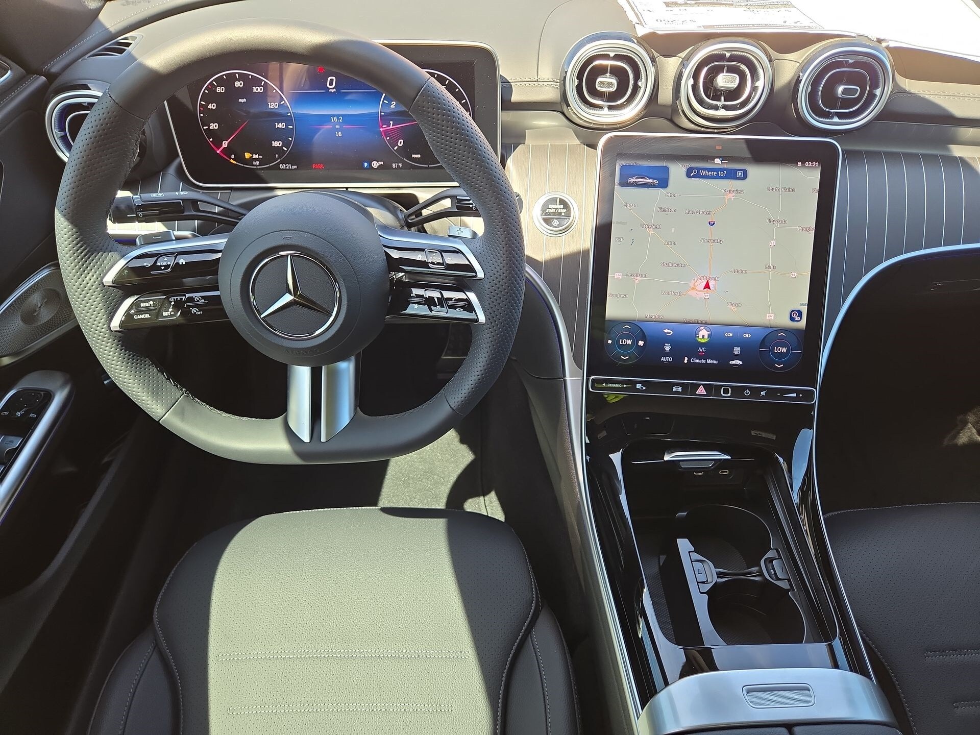 2025 Mercedes-Benz C-Class 300 Image 14 of 22