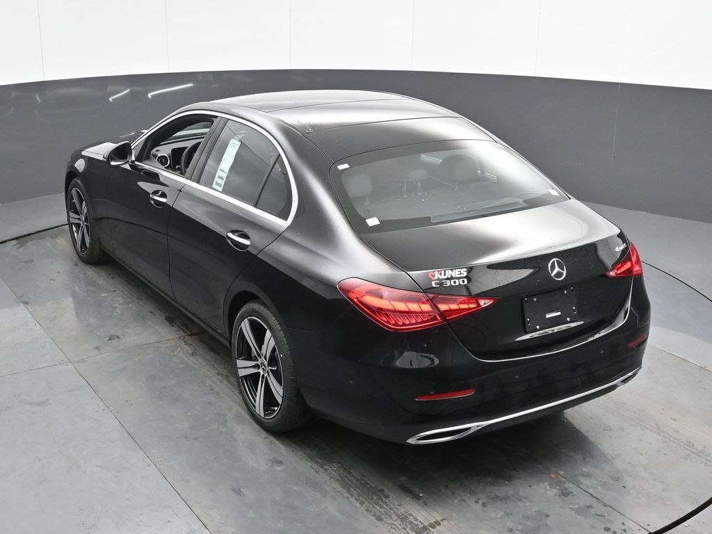 Vehicle image 23 of 49