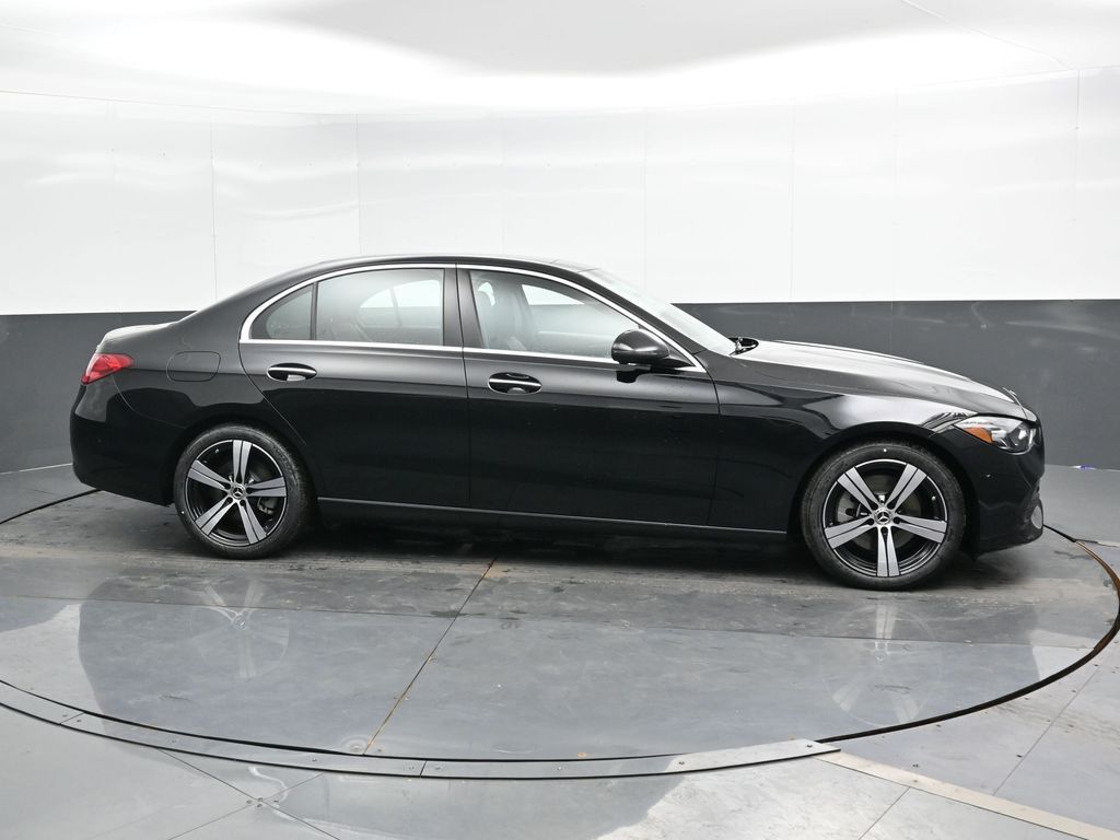 Vehicle image 11 of 49