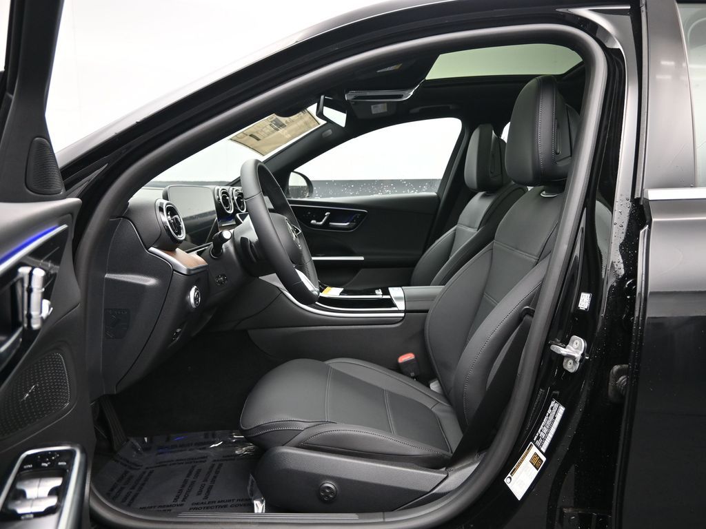 Vehicle image 36 of 49
