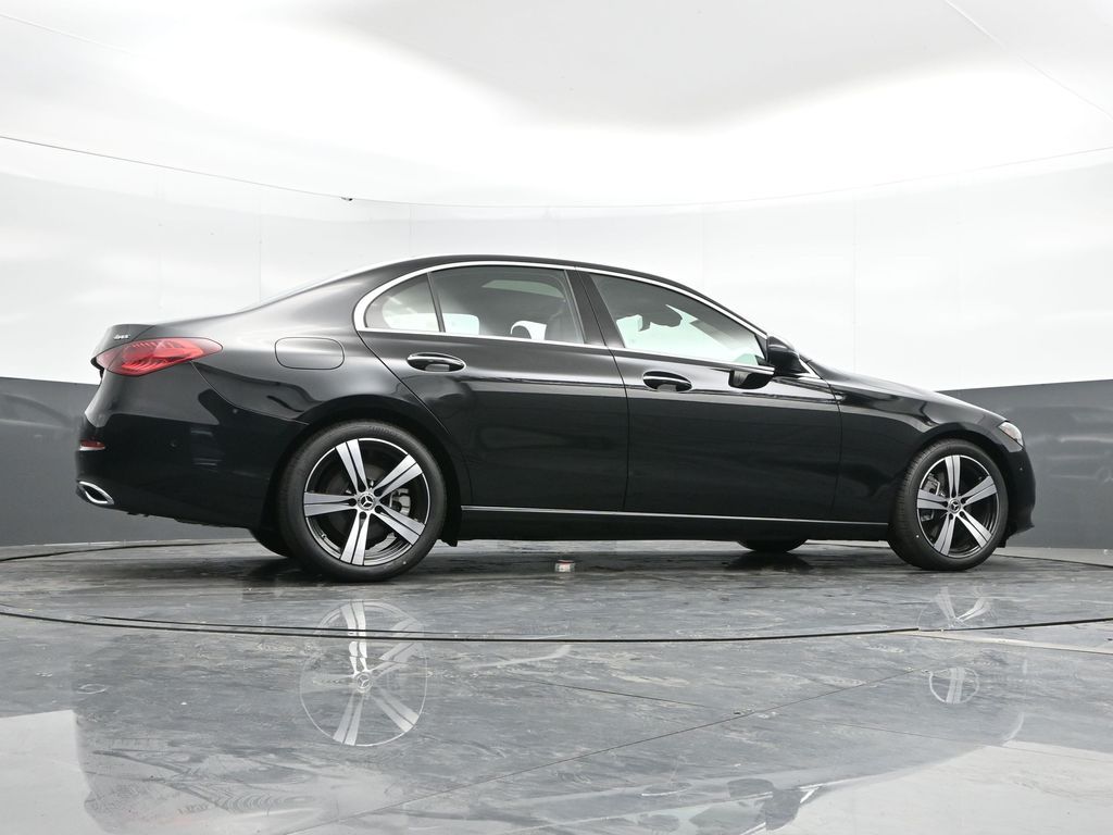 Vehicle image 14 of 49
