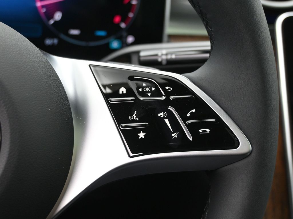Vehicle image 48 of 49