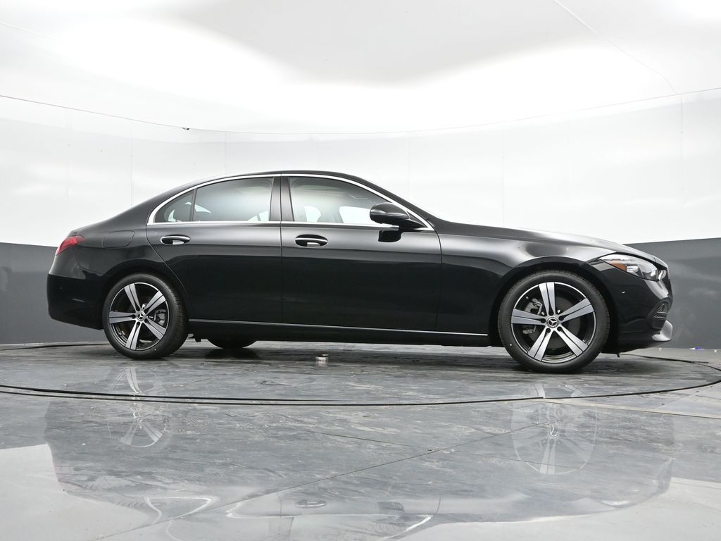 Vehicle image 13 of 49