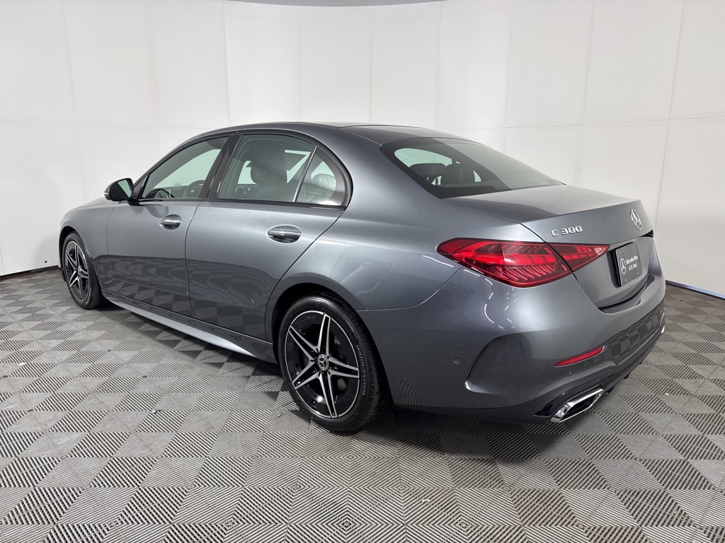 2025 Mercedes-Benz C-Class 300 Image 11 of 33