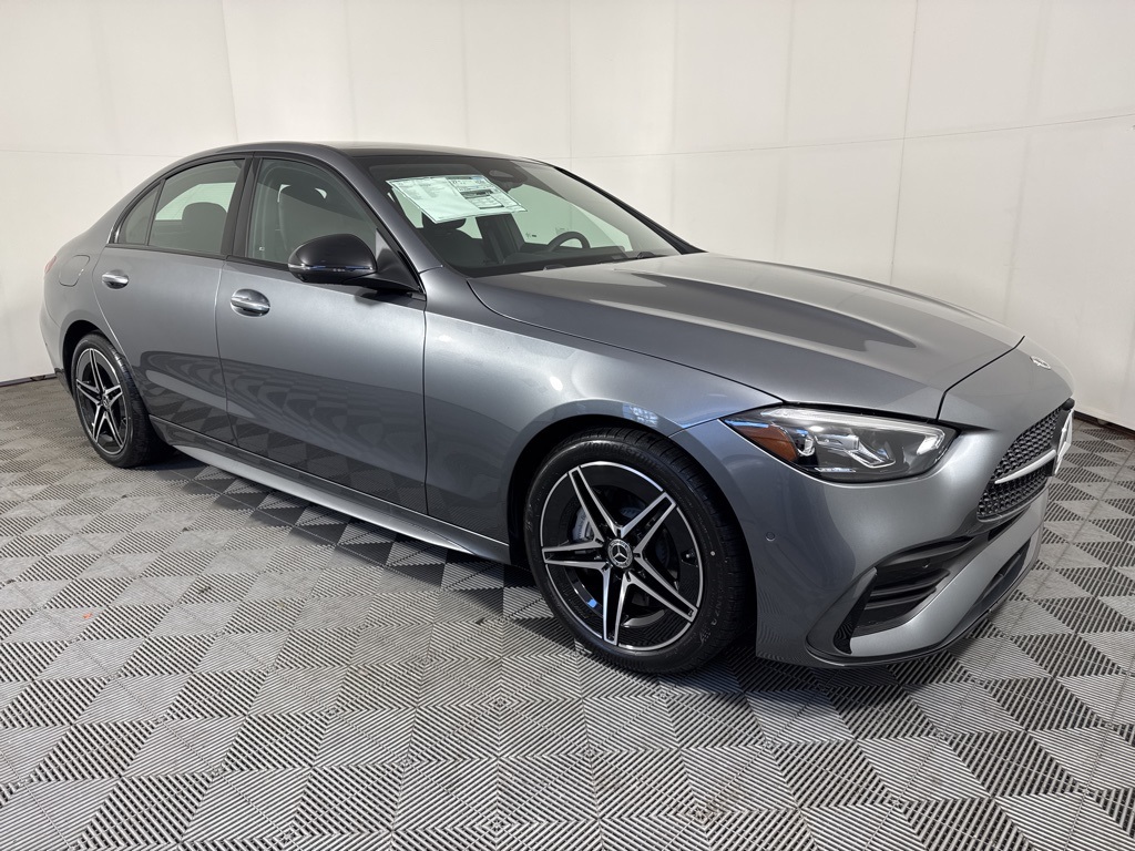 2025 Mercedes-Benz C-Class 300 Image 5 of 33