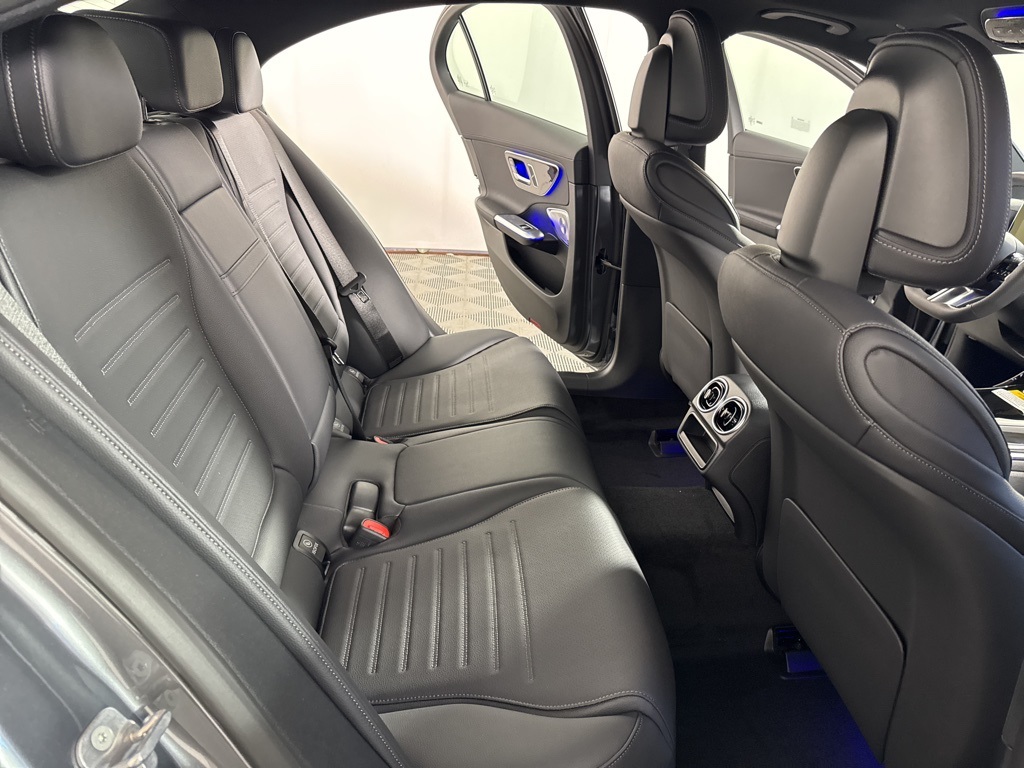 2025 Mercedes-Benz C-Class 300 Image 14 of 33