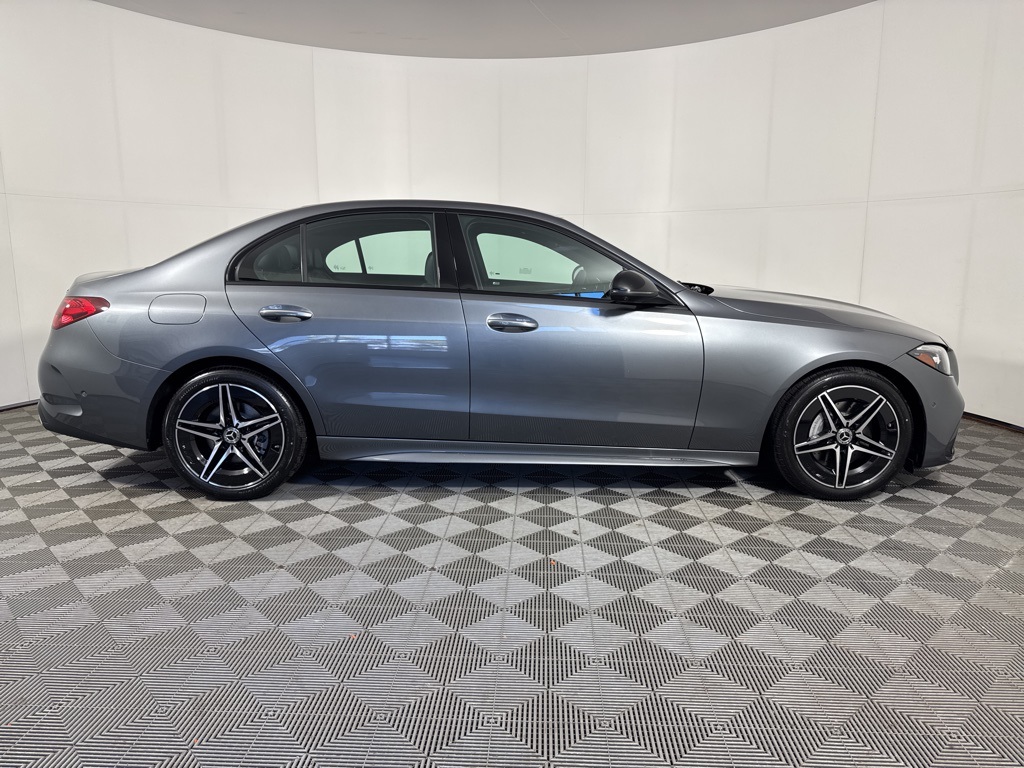 2025 Mercedes-Benz C-Class 300 Image 6 of 33