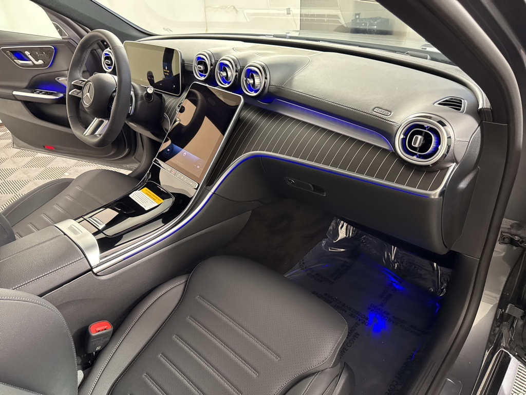 2025 Mercedes-Benz C-Class 300 Image 22 of 33
