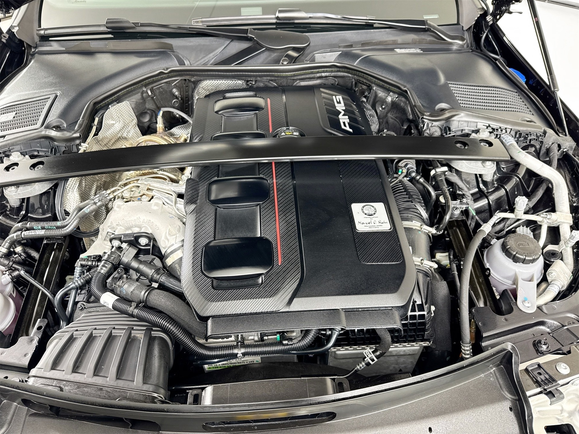 2025 Mercedes-Benz C-Class AMG C 63 S E Performance Image 33 of 35