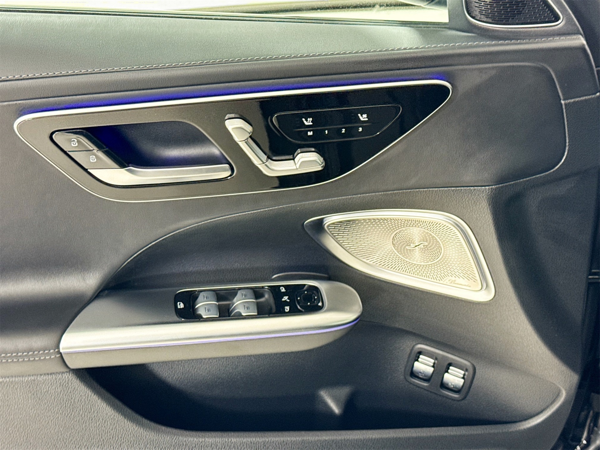 2025 Mercedes-Benz C-Class AMG C 63 S E Performance Image 19 of 35