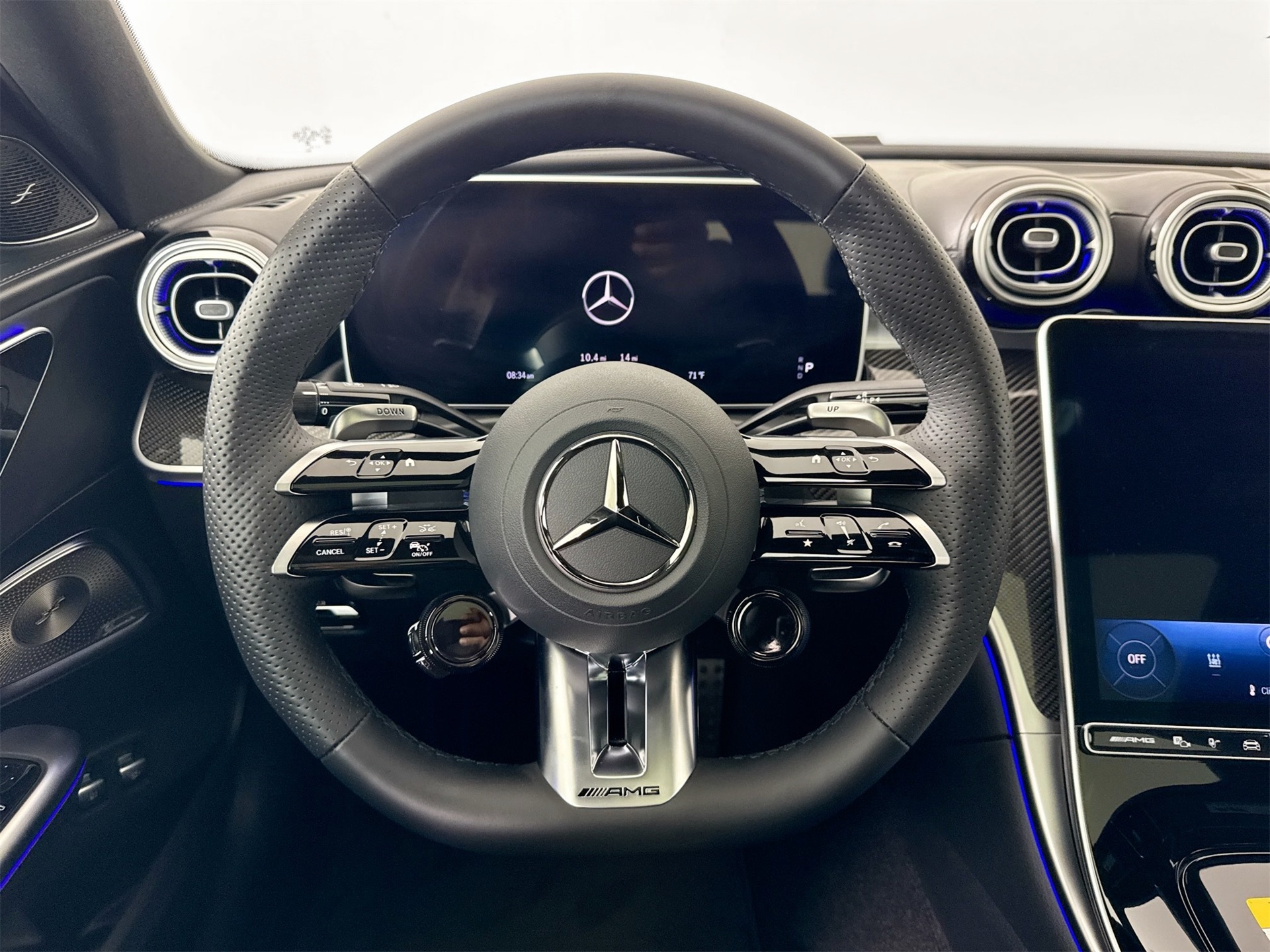 2025 Mercedes-Benz C-Class AMG C 63 S E Performance Image 25 of 35