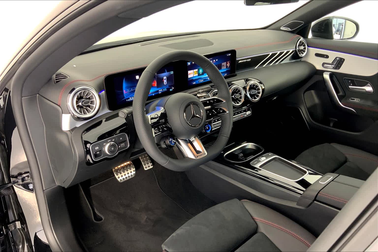 2025 Mercedes-Benz CLA AMG 35 Image 9 of 16