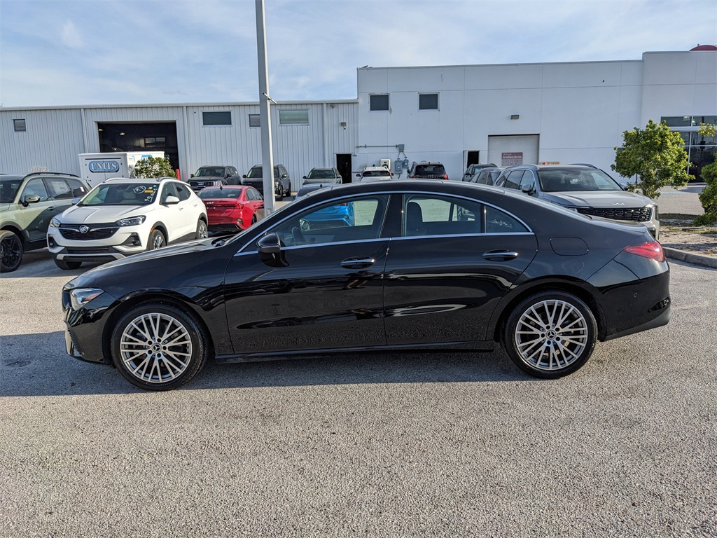 Vehicle image 2 of 37