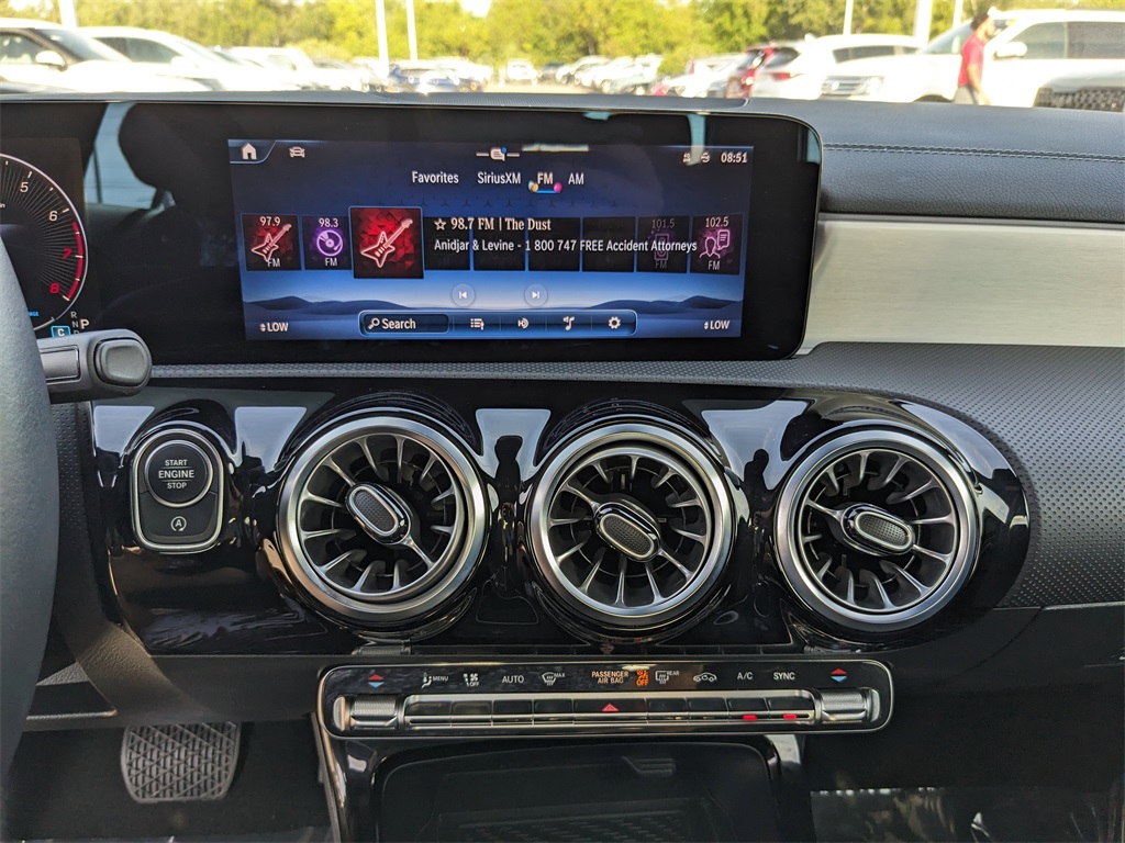 Vehicle image 23 of 37