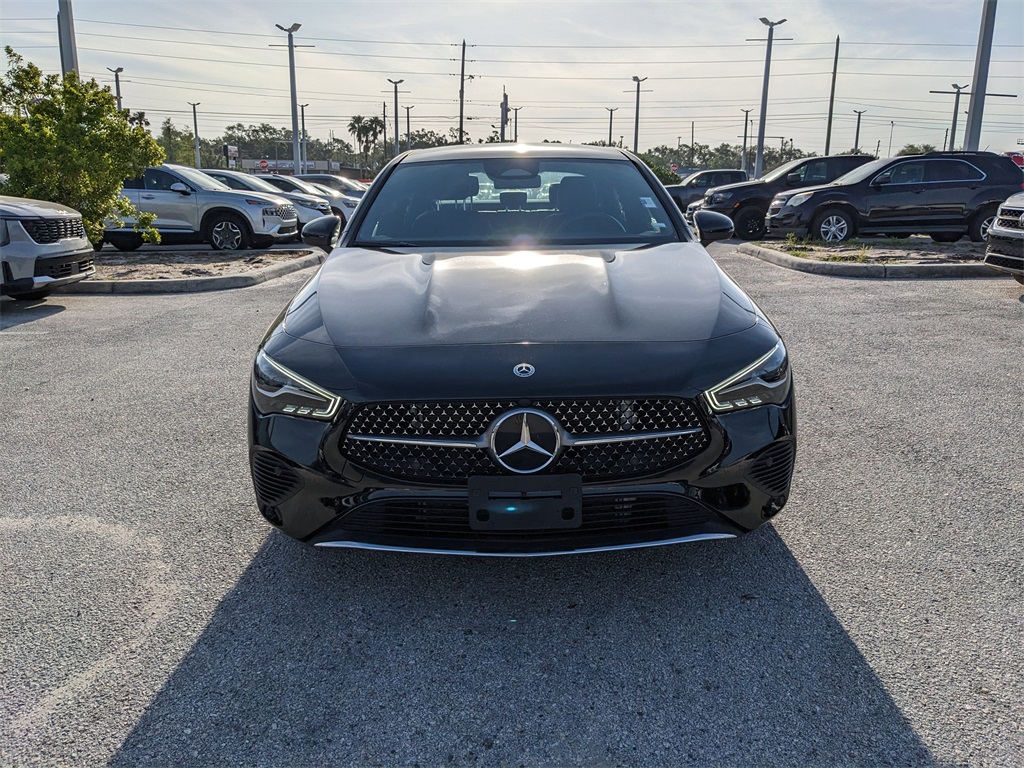 Vehicle image 4 of 37