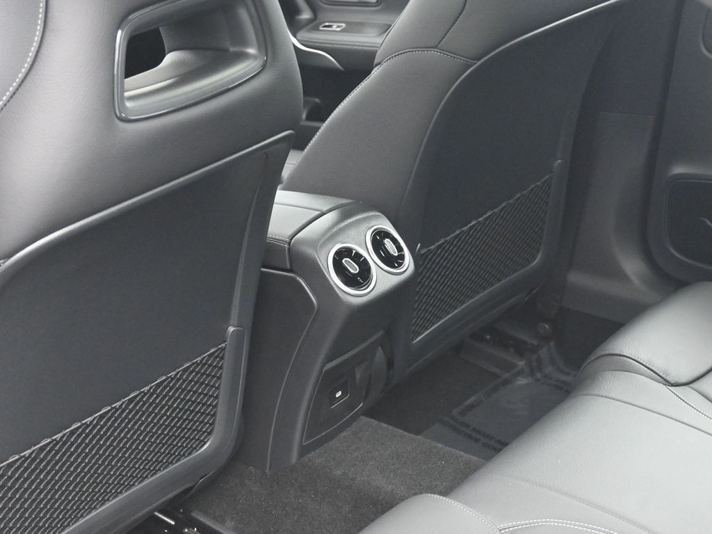 Vehicle image 49 of 51