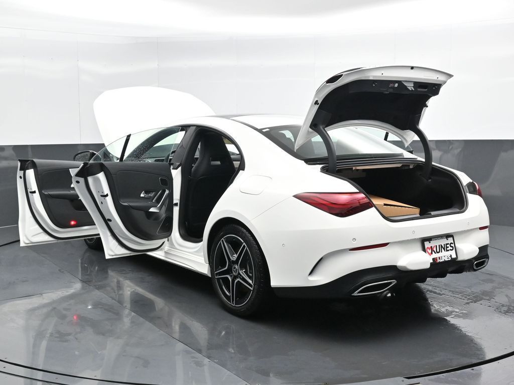 Vehicle image 24 of 51