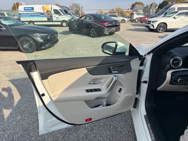 2025 Mercedes-Benz CLA 250 Image 10 of 16