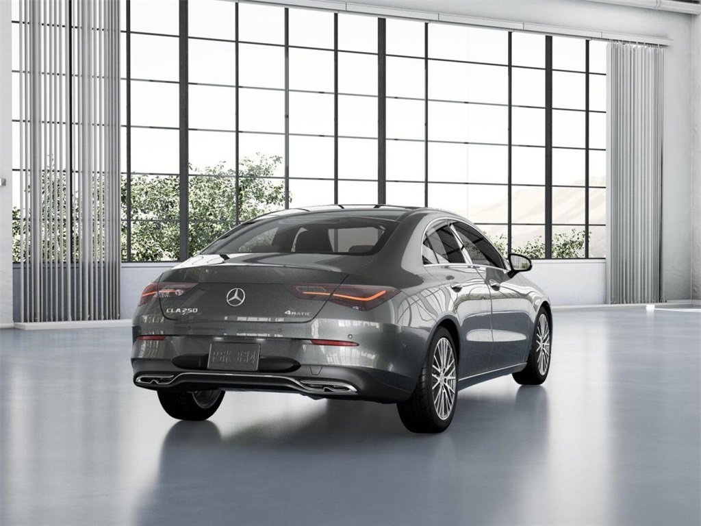 Vehicle image 27 of 42