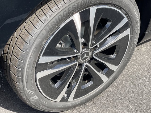 2025 Mercedes-Benz CLA 250 Image 5 of 7