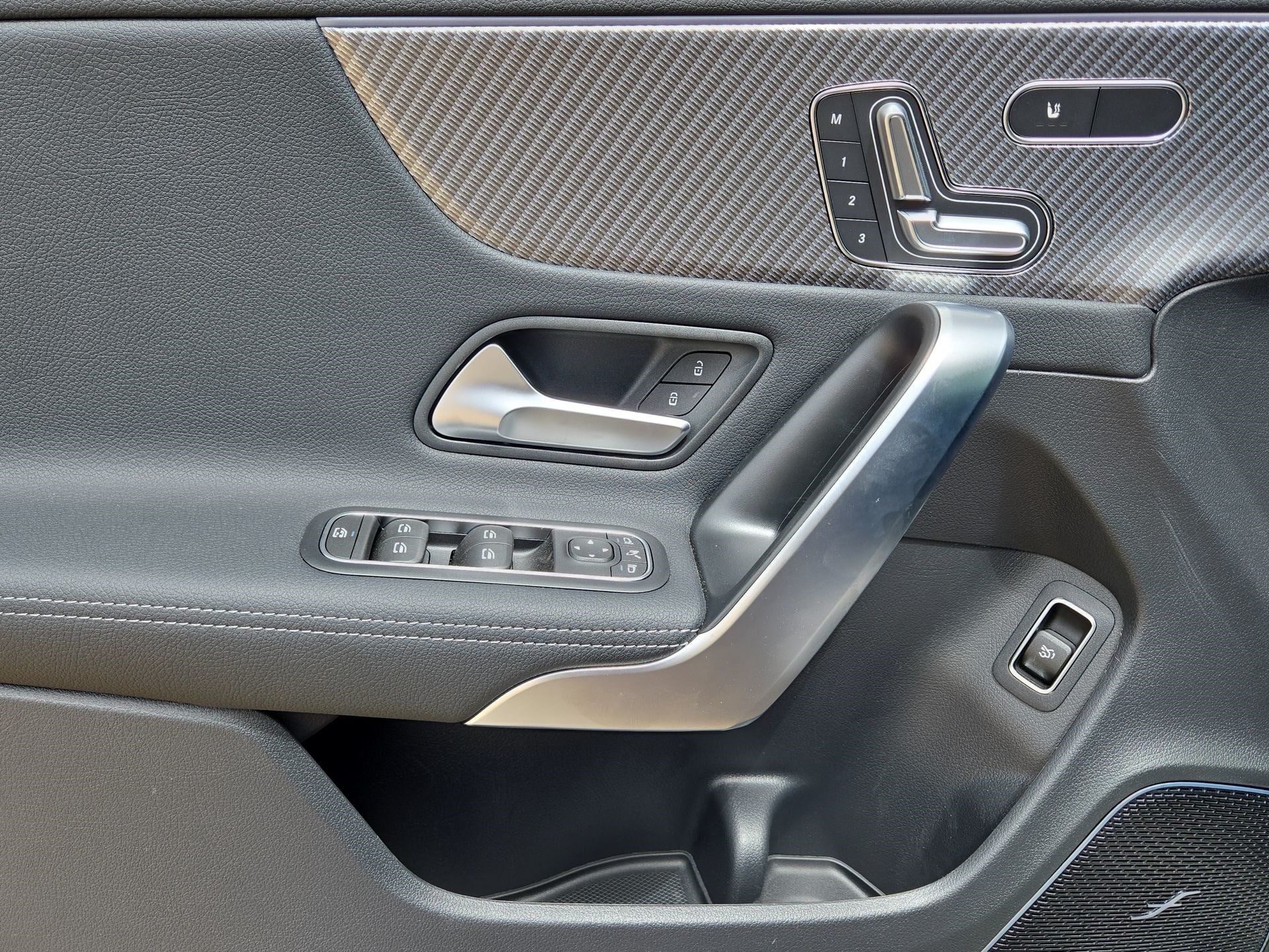 2025 Mercedes-Benz CLA 250 Image 15 of 22