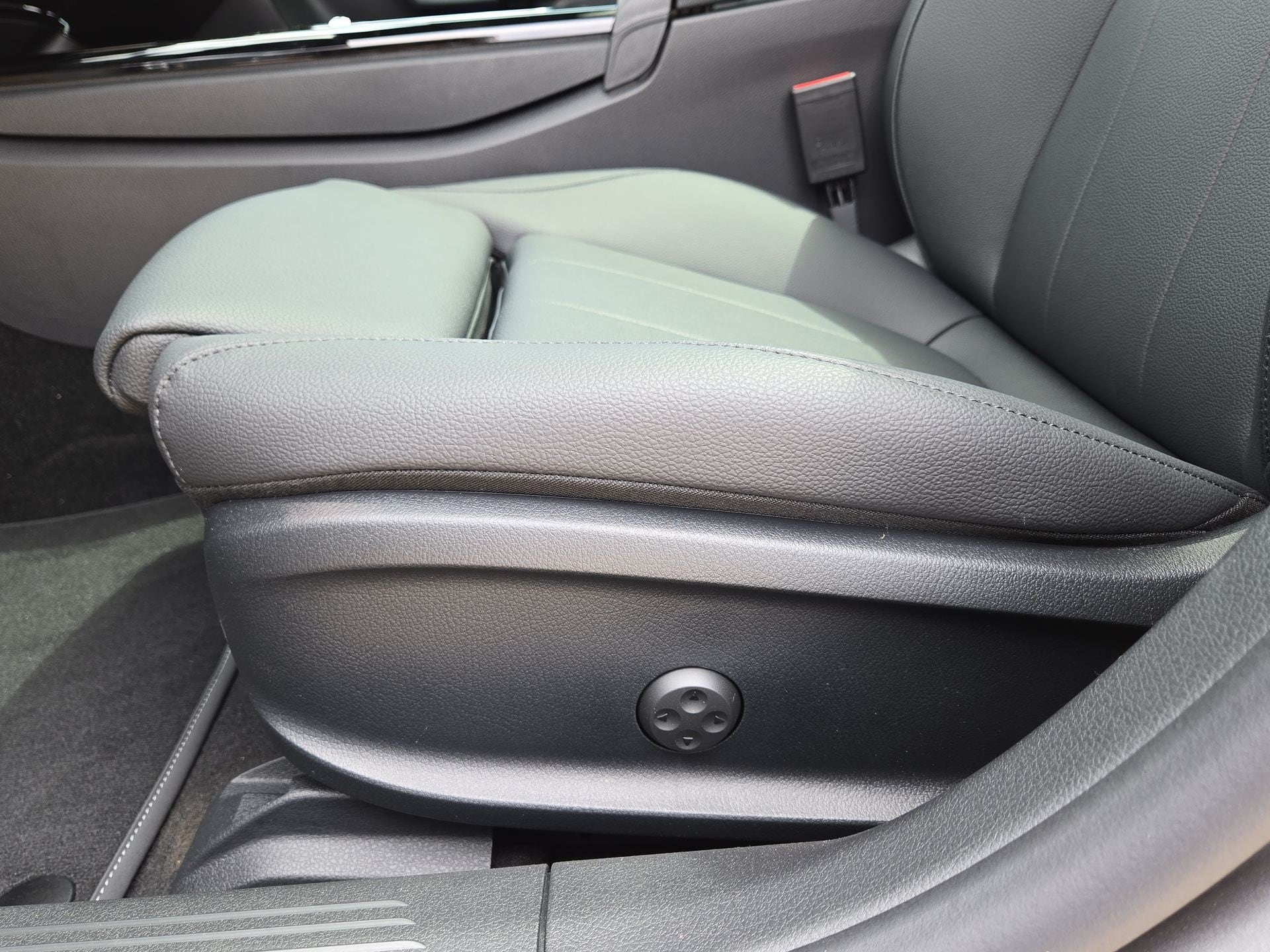 2025 Mercedes-Benz CLA 250 Image 17 of 22