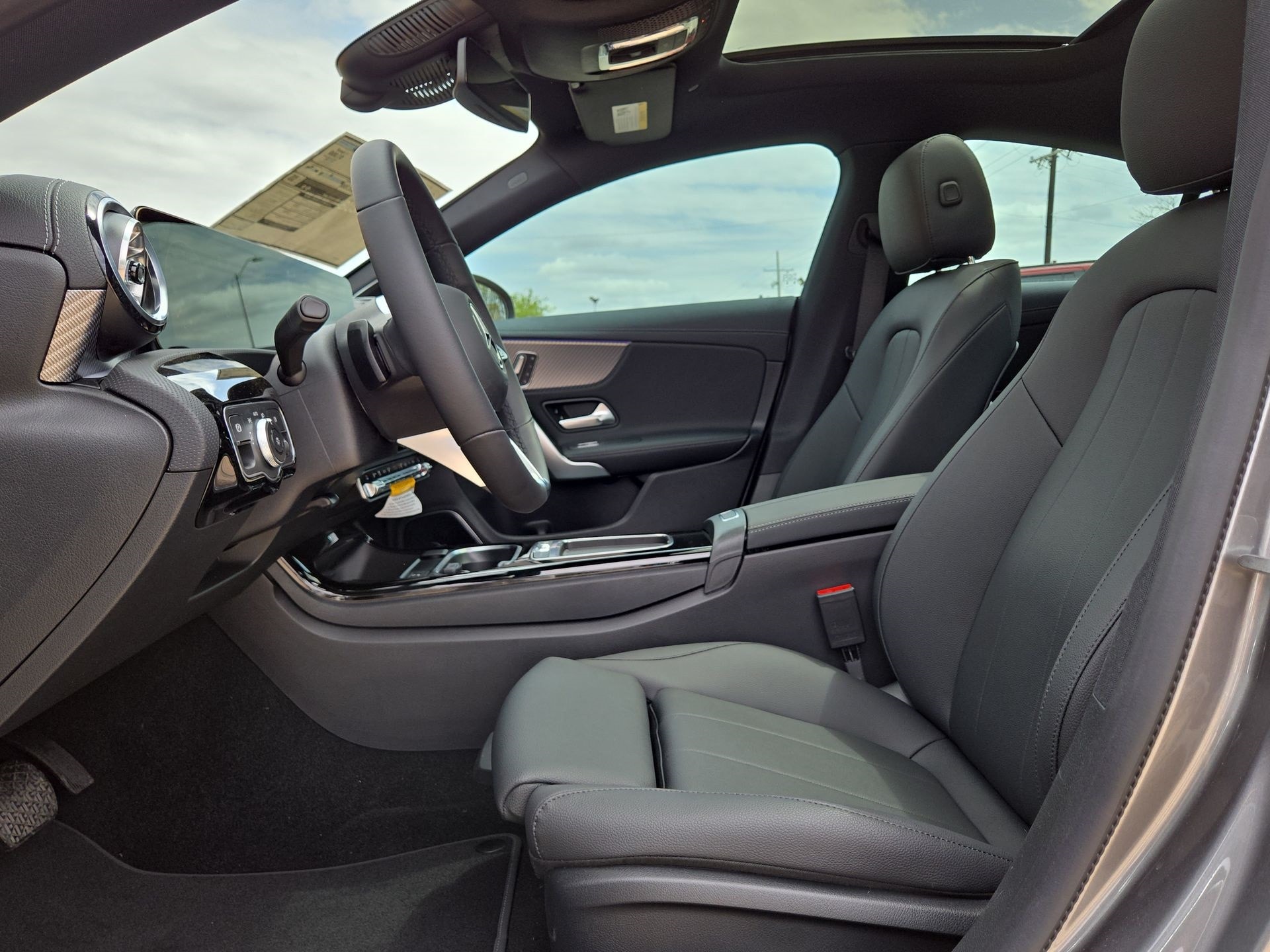 2025 Mercedes-Benz CLA 250 Image 16 of 22